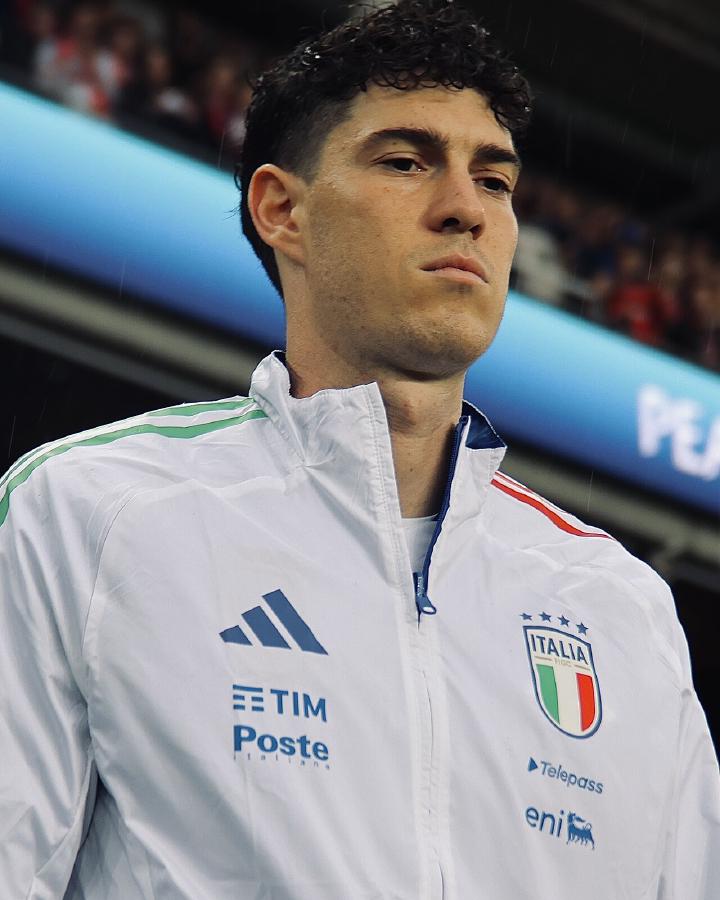 巴斯托尼与基耶利尼、博努奇对比分析:意大利中卫传承的三代对话